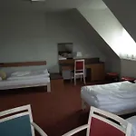 Szent Gellert بيت شباب Székesfehérvár