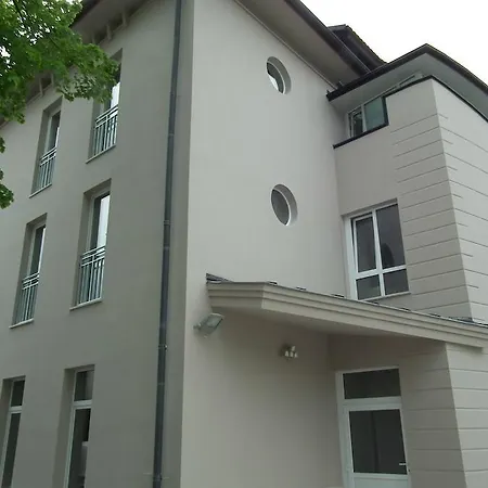 森特盖勒特旅舍 旅馆 Székesfehérvár