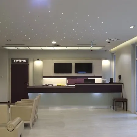 森特盖勒特旅舍 旅馆 Székesfehérvár