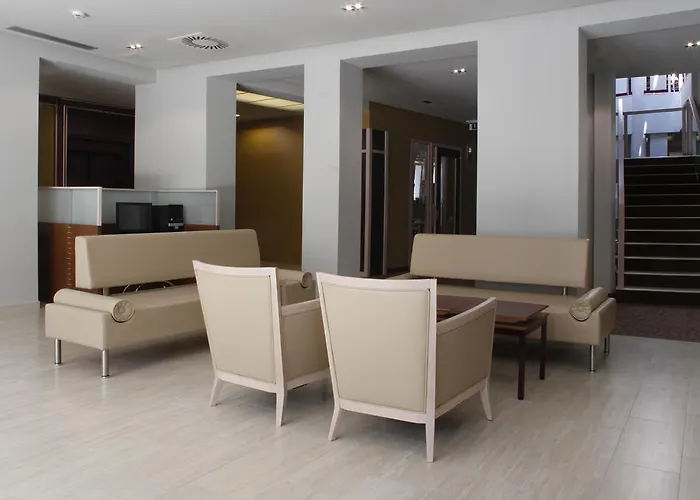 Szent Gellert Hostel *